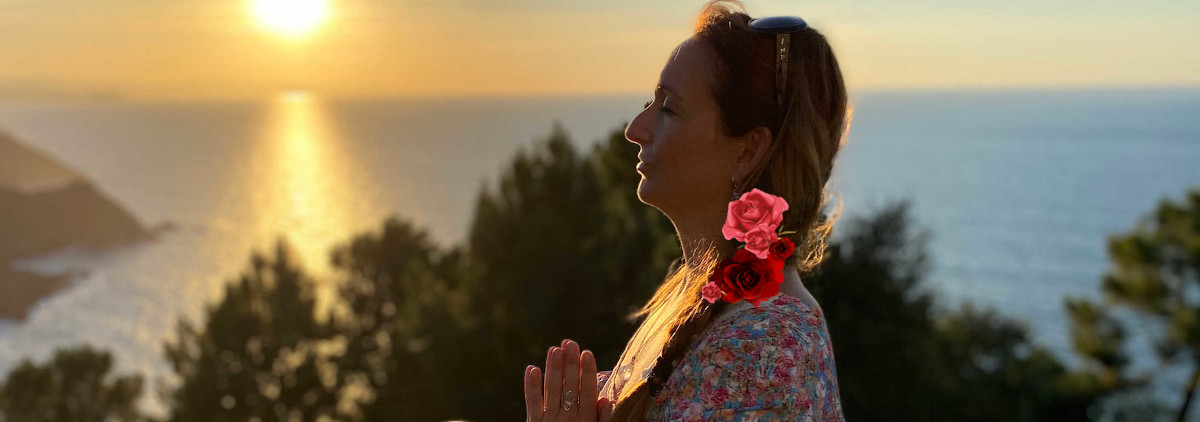Ruth Torres – La Yogui de la Rosa, LovingOm Palma
